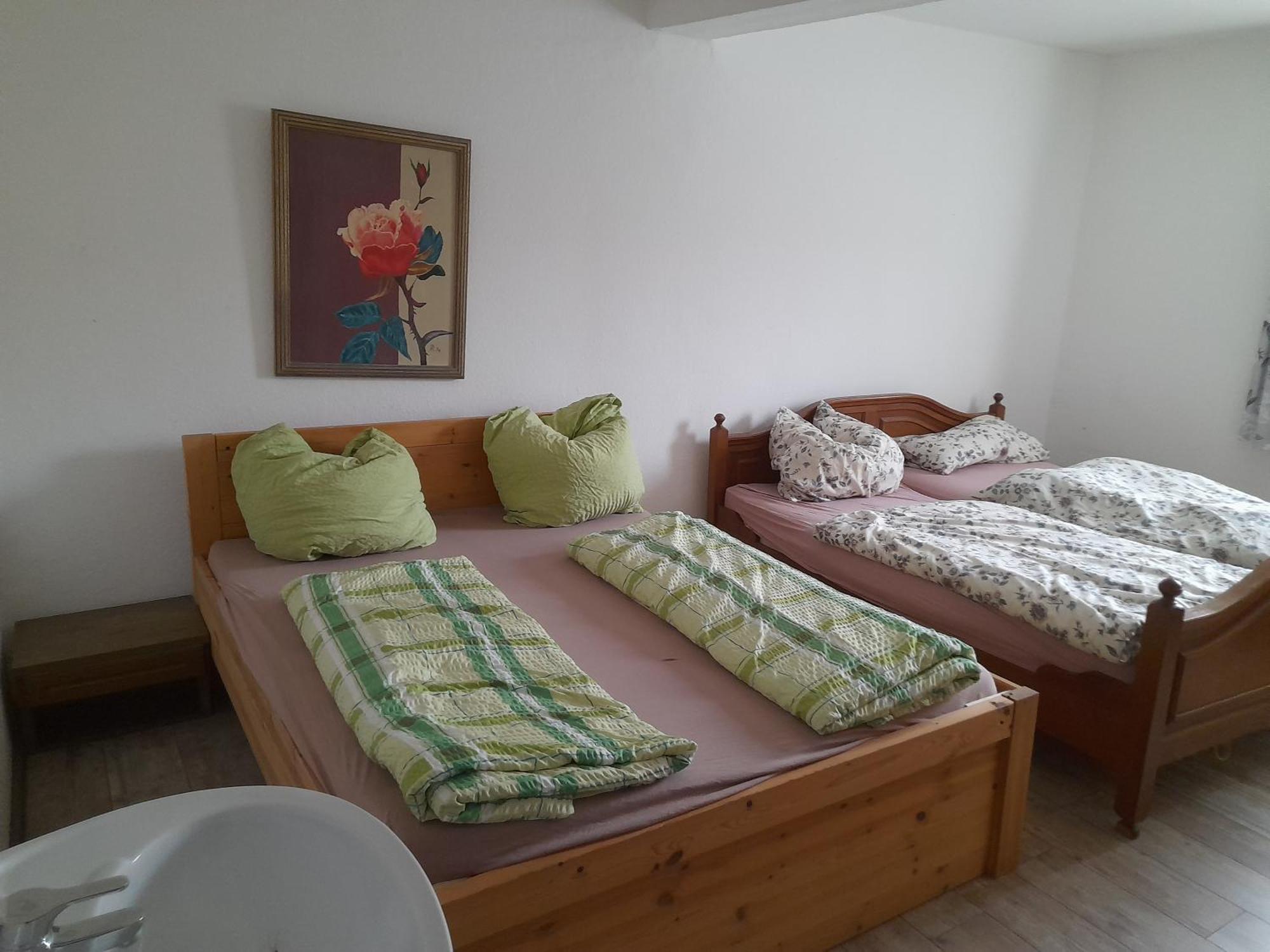 Gasthaus Zur Rose Malsch  Bagian luar foto