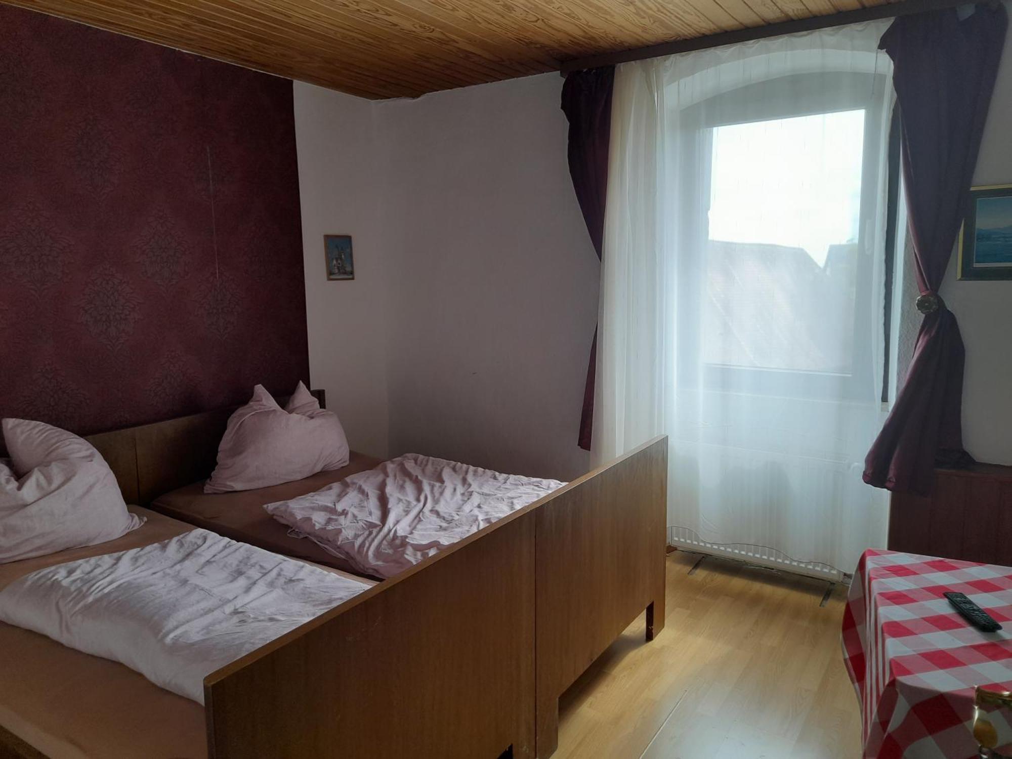 Gasthaus Zur Rose Malsch  Bagian luar foto